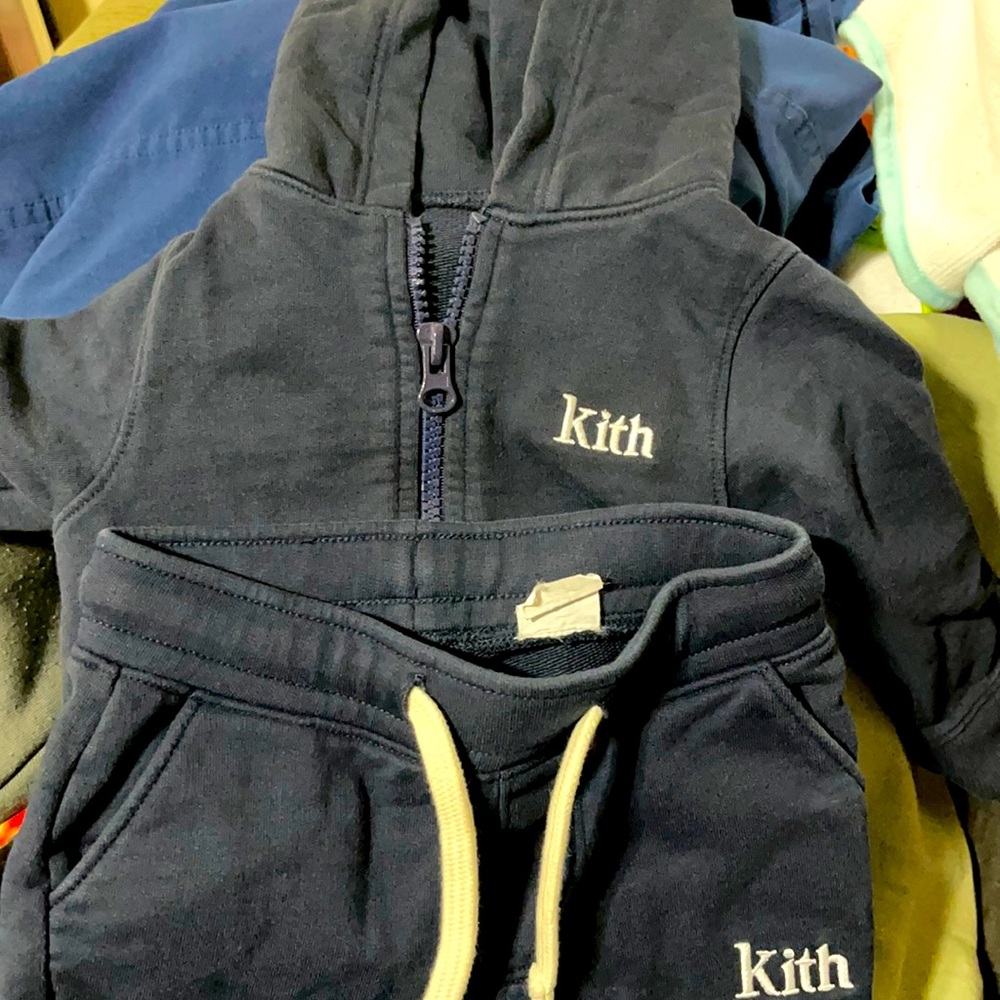 Baby kith sweat suit